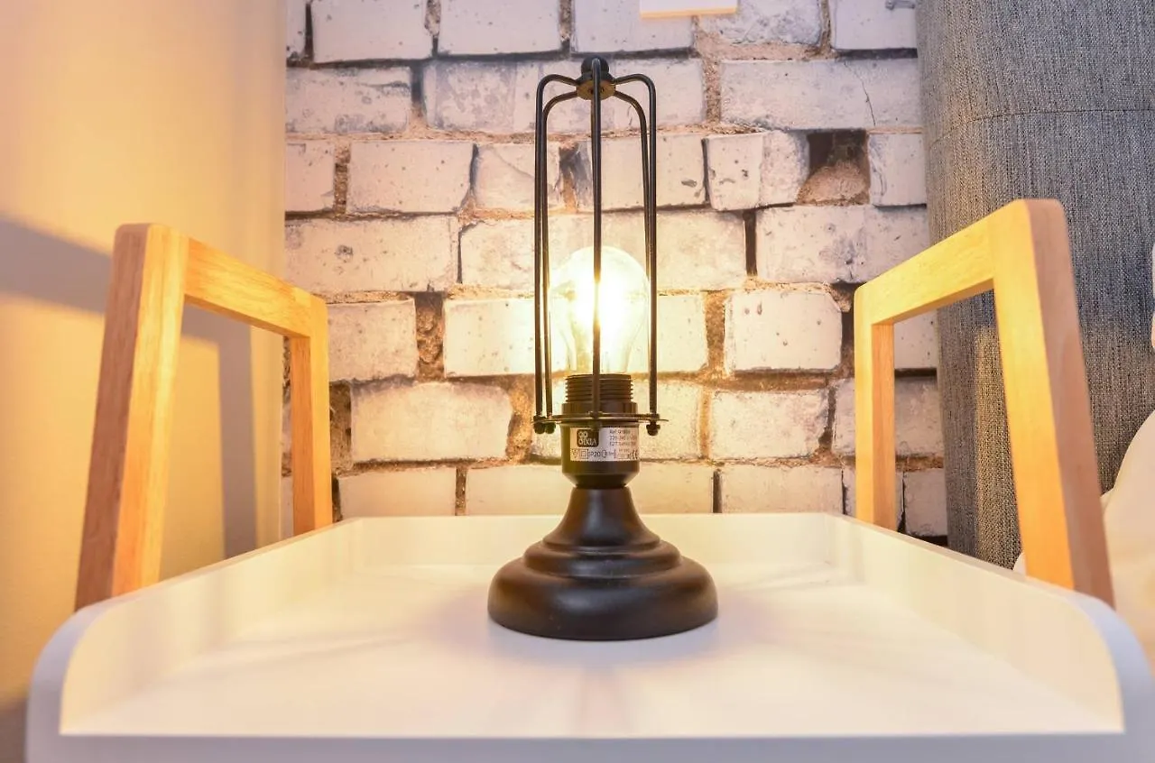 Athene Apartment - Cismigiu Gardens Bükreş